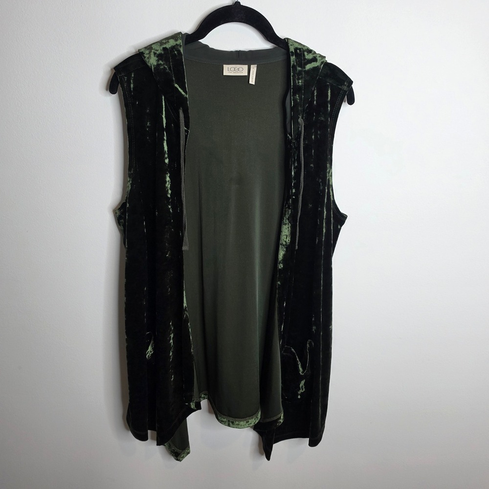 LOGO by Lori Goldstein Hooded Vest Womens Large Green Open Front Crushed Velvet